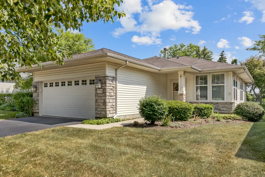 13149 Shirley LN, Huntley, IL 60142
