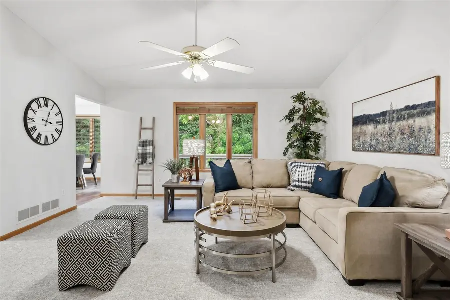 1904 Lincoln ST S #1904, Northfield, MN 55057