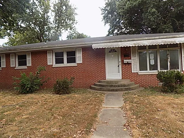 606 E Wayland ST, Springfield, MO 65807