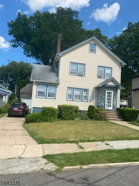71 E 36Th St, Paterson City, NJ 07514