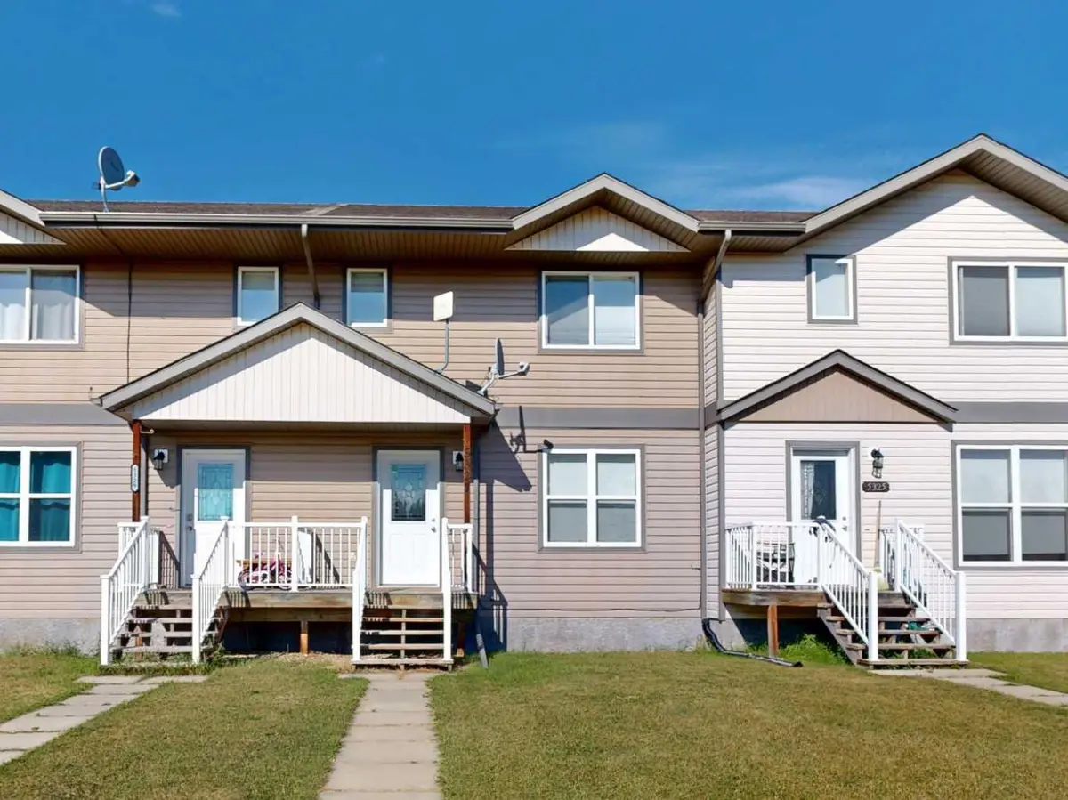 5327 60 ST, Stettler, AB T4K1L7