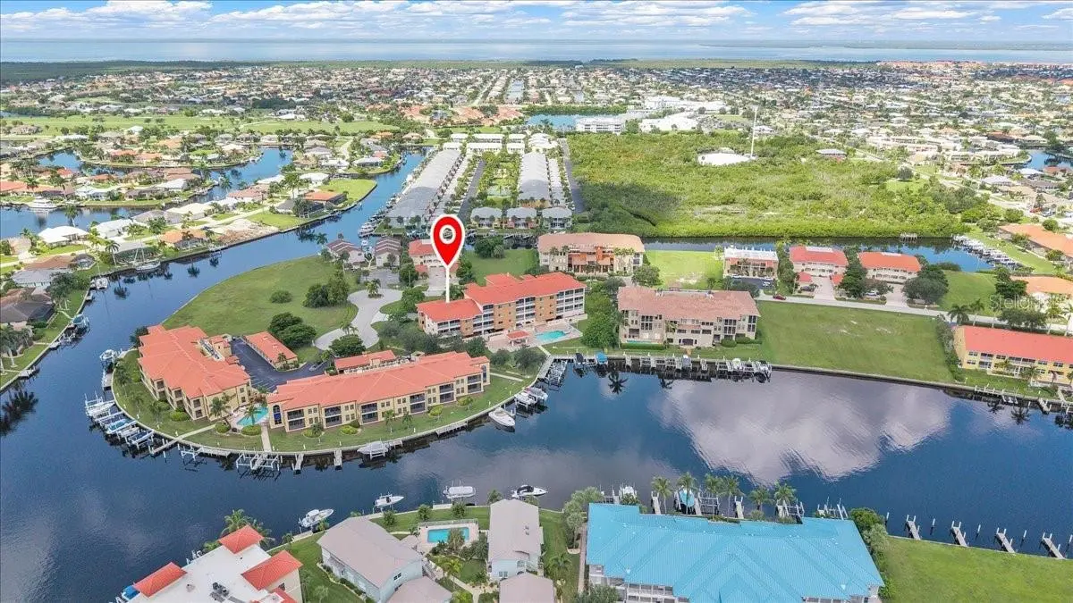 3322 PURPLE MARTIN DR #127, Punta Gorda, FL 33950