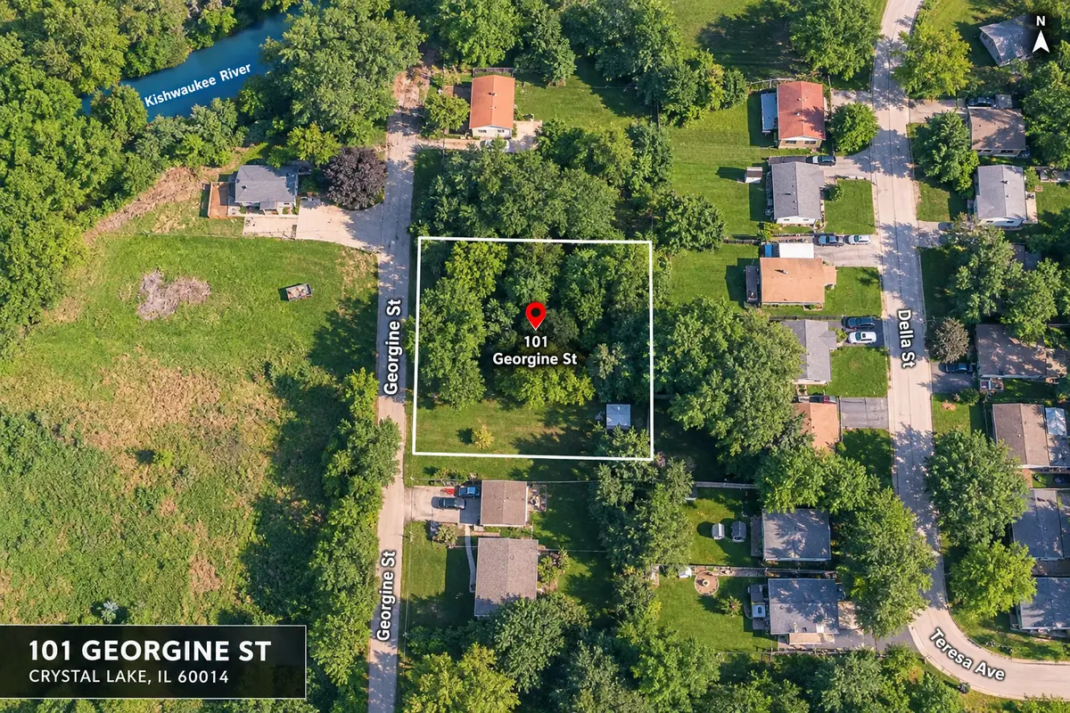 101 Georgine ST, Crystal Lake, IL 60014