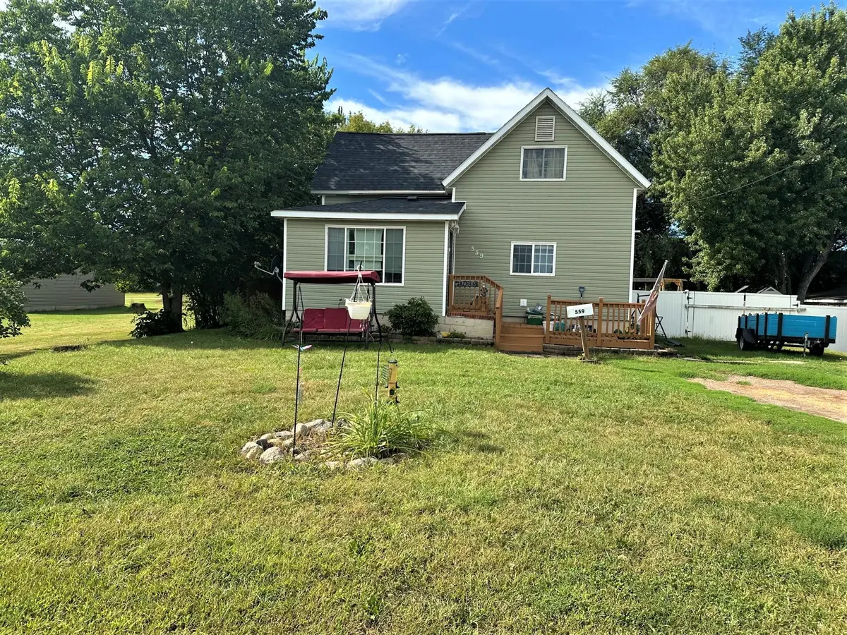 559 S 1st ST, Montevideo, MN 56265
