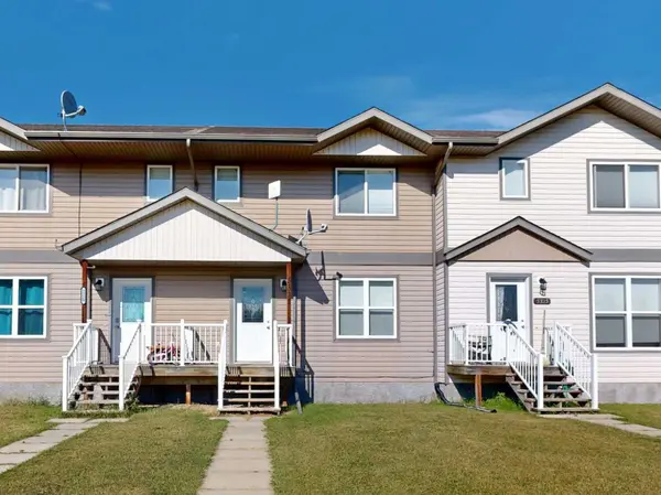 5327 60 ST, Stettler, AB T4K1L7