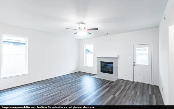 802 Kapok ST, Buda, TX 78610