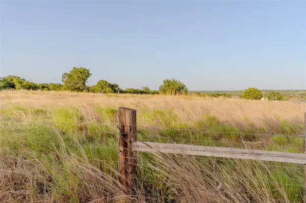 591 Ramms DR, Florence, TX 76527