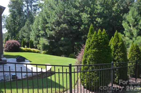 17810 Pawleys Plantation LN #37, Charlotte, NC 28278