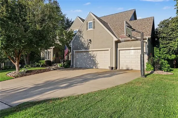 13820 Noland ST, Overland Park, KS 66221