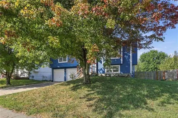 17188 Jennifer ST, Gardner, KS 66030