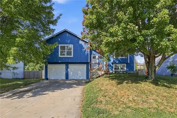 17188 Jennifer ST, Gardner, KS 66030