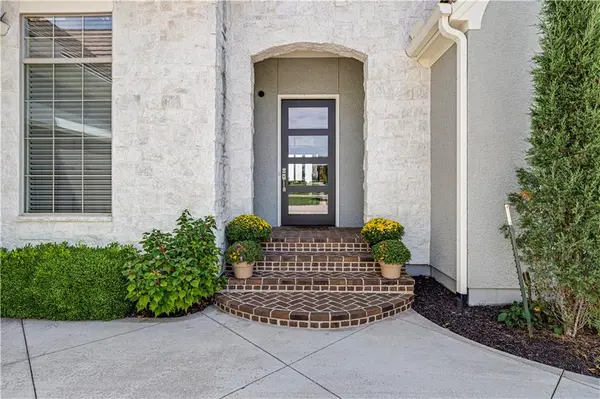 15009 Chadwick ST, Overland Park, KS 66224