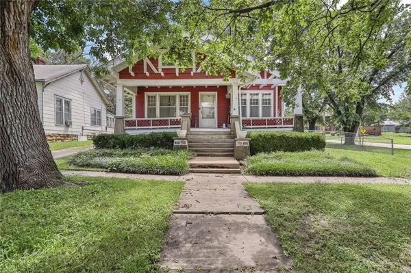 416 S 6th ST, Independence, KS 67301
