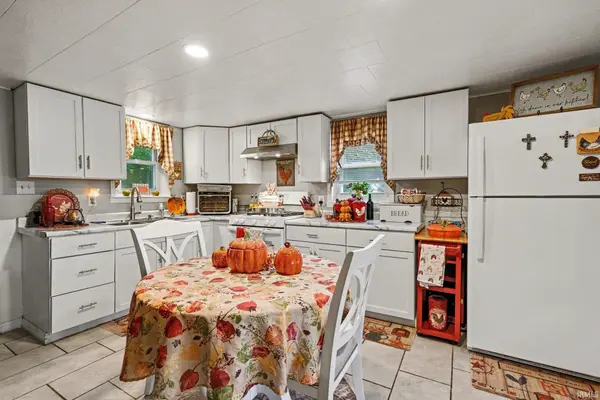 117 E Washington ST, Osceola, IN 46561