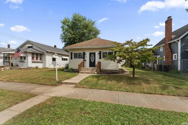 930 S 28th ST, South Bend, IN 46615