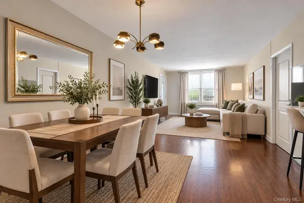 60-11 Broadway #3F, Woodside, NY 11377