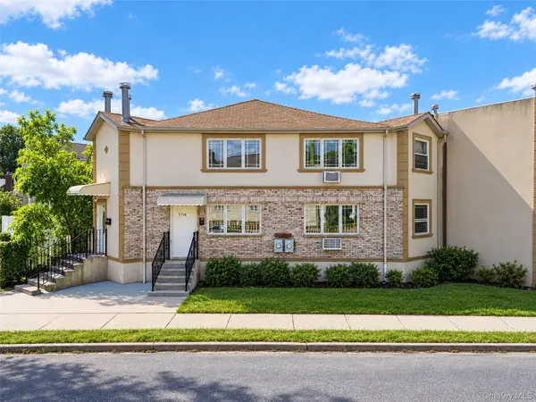 577 Aztec PL, Far Rockaway, NY 11691