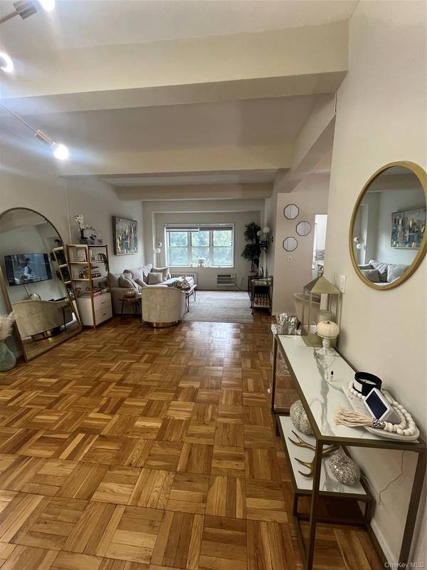 1 Balint DR #269, Yonkers, NY 10710