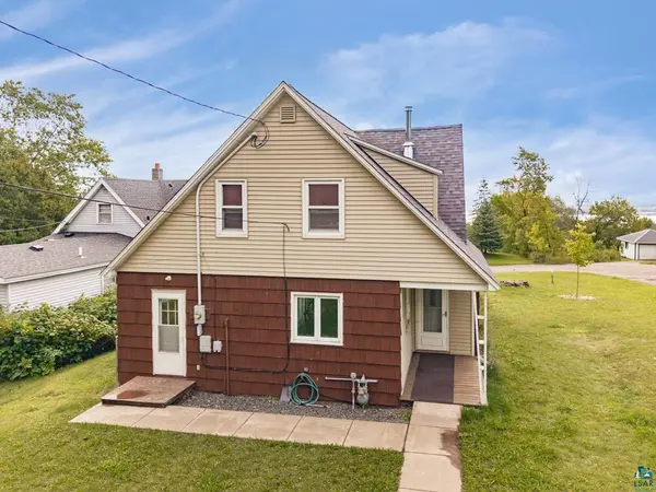2531 W 13th St, Duluth, MN 55806