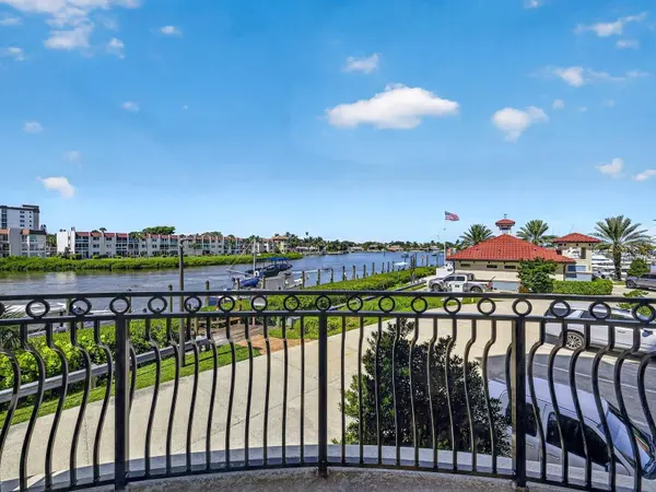 501 TAMIAMI TRL N #201, Venice, FL 34285