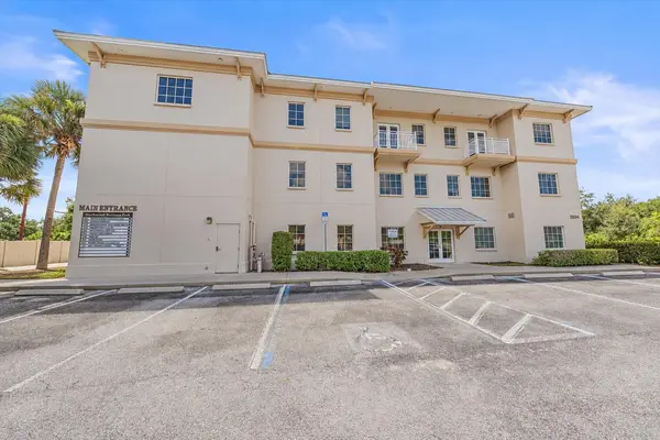 5104 N LOCKWOOD RIDGE RD #106, Sarasota, FL 34234