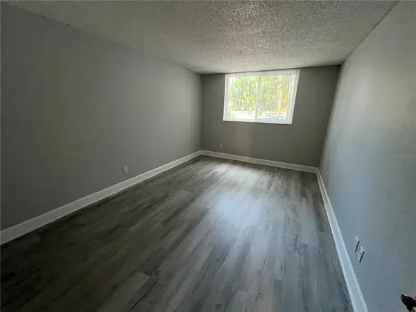 2755 COCONUT BAY LN LN #113, Sarasota, FL 34237