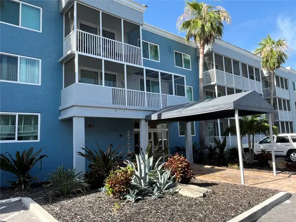 2755 COCONUT BAY LN LN #113, Sarasota, FL 34237