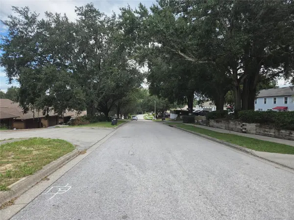 211 N US 27 HWY, Clermont, FL 34711