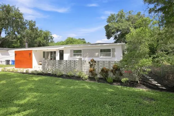2313 CARROLL PL, Tampa, FL 33612