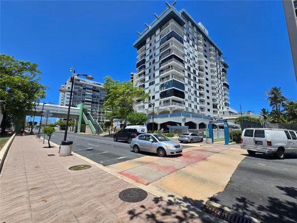 4633 Ave Isla Verde COND. CASTILLO DEL MAR #9, Carolina, PR 00979