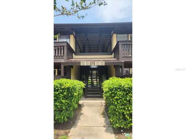 54 CLUB HOUSE DR #103, Palm Coast, FL 32137