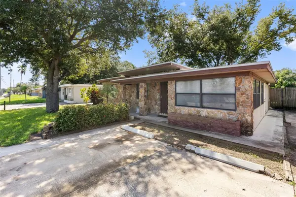 1124 54TH AVE N, St Petersburg, FL 33703