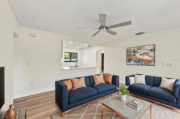 3215 W DEWEY ST, Tampa, FL 33607
