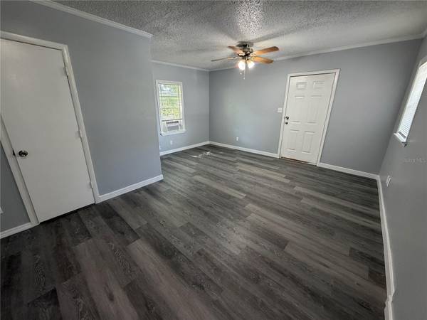 621 E MYRTLE ST, Lakeland, FL 33801