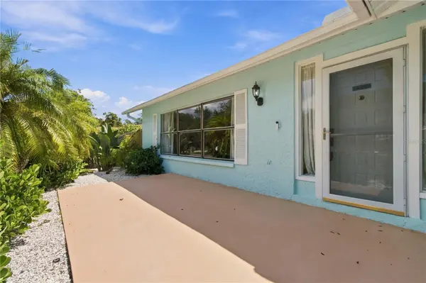 1507 POINSETTIA AVE, Tarpon Springs, FL 34689