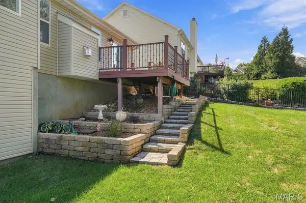 2141 Quarter Horse Crossing, High Ridge, MO 63049