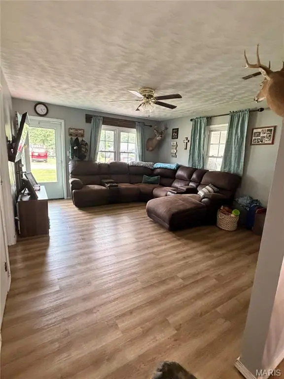 108 South West ST, Oran, MO 63771