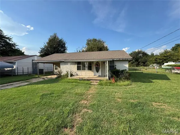 1920 Dunklin ST, Kennett, MO 63857