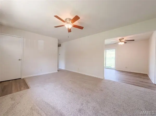 6436 Kathy DR, High Ridge, MO 63049