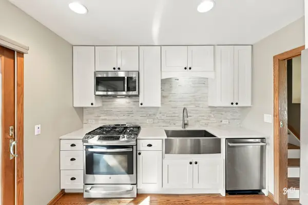 1341 E VIRGINIA DR, Palatine, IL 60074