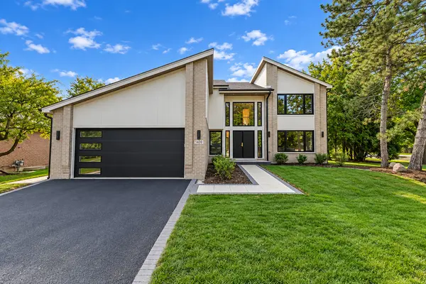 1400 Kingsport CT, Northbrook, IL 60062