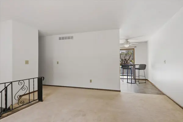 1706 Erin DR, Normal, IL 61761