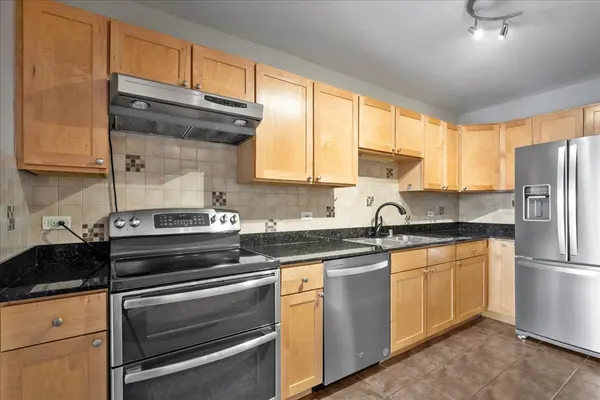 5320 N SHERIDAN RD #1902, Chicago, IL 60640