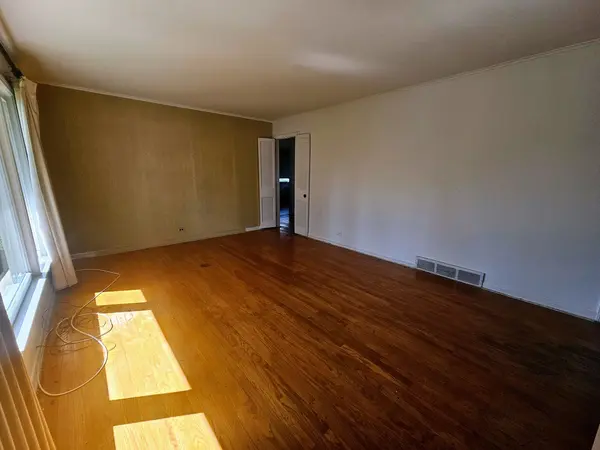 Address not disclosed, Des Plaines, IL 60018