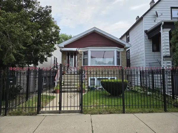 2033 N La Crosse AVE, Chicago, IL 60639