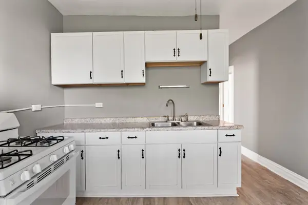 340 S Homan ST #3, Chicago, IL 60624