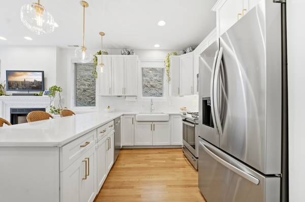 611 N Noble ST #3, Chicago, IL 60642