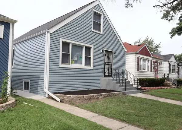 12414 S Aberdeen ST, Calumet Park, IL 60827