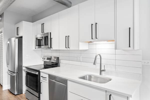 7645 N SHERIDAN RD #316, Chicago, IL 60626