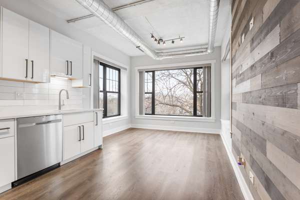 7645 N SHERIDAN RD #316, Chicago, IL 60626